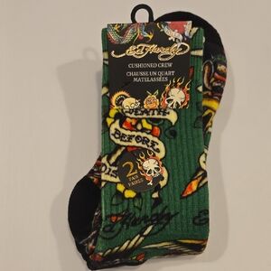 Ed Hardy 2 Pairs of Mens Vibrant Green and Black Y2K Crew Socks